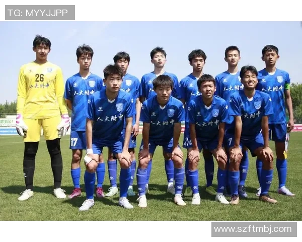 李军回顾足球生涯的点滴与成长之路分享 李军回顾足球生涯的点滴与成长之路分享