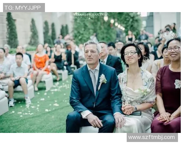 情侣主页背景设计灵感足球明星与爱情的完美结合 情侣主页背景设计灵感足球明星与爱情的完美结合