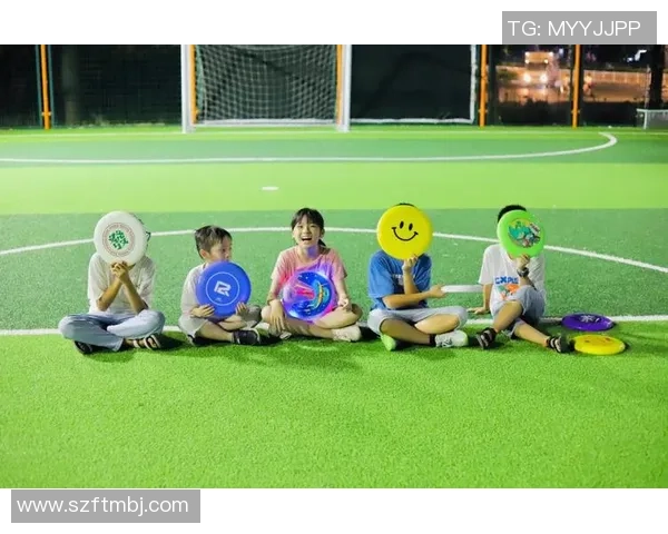 武汉飞盘队在极限运动会中的默契配合与精彩表现分析